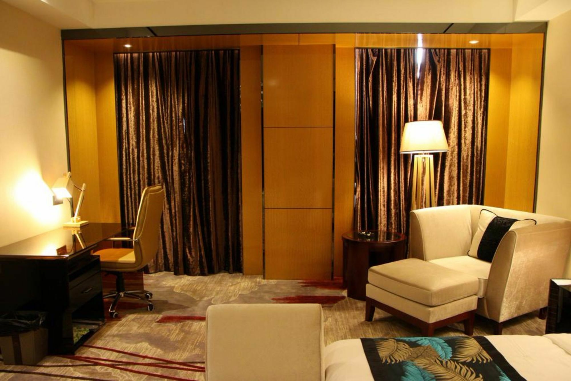 Foshan Sweet World Hotel Екстериор снимка